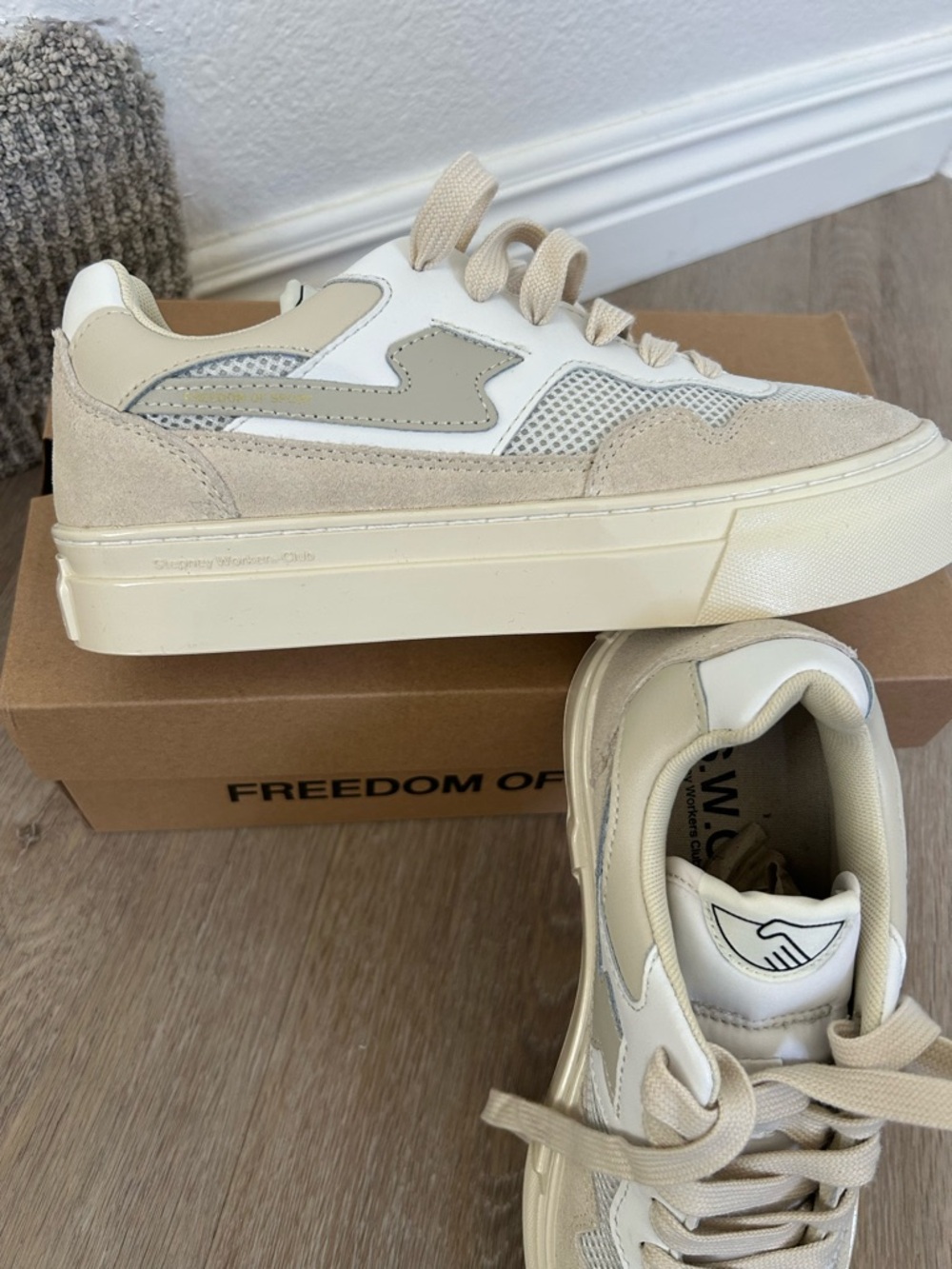 SWC Freedom of Wisdom Cream & White Platform Sneakers size 7